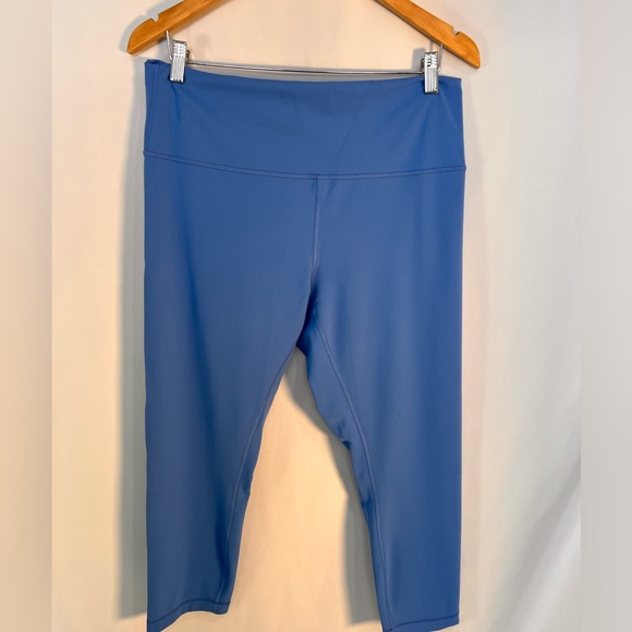 NWOT / Lululemon Wunder Train High-Rise Crop 23" - Picture 4 of 5